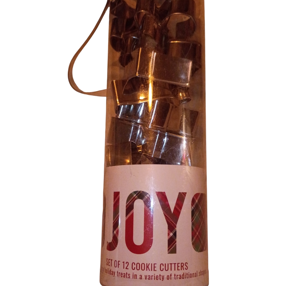 Set of 12 Cookie Cutters New In Box